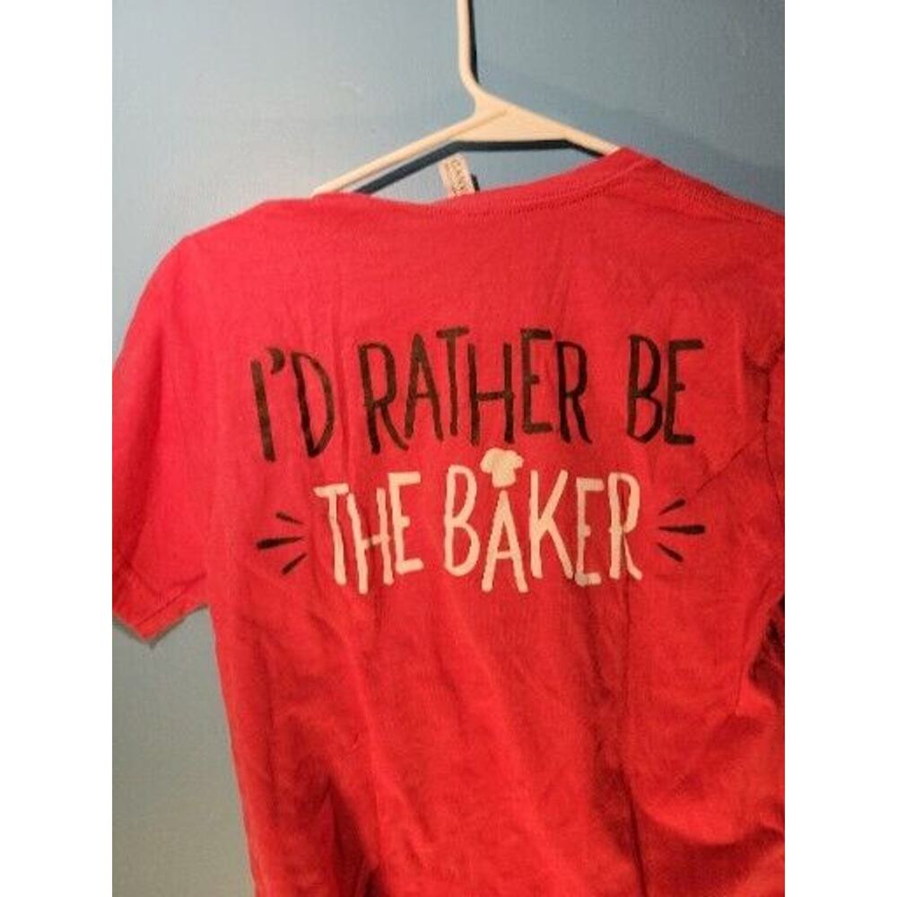 Einstein Bros Bagels Mens Red Graphic T Shirt Size S "I'd Rather Be The Baker"